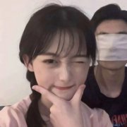 超清真人情侣头像大图一左一右