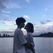 情侣双人甜蜜秀恩爱高清头像图片