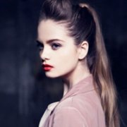 qq妩媚红唇霸气女生头像图片