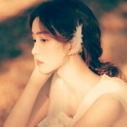 唯美复古高冷气质女神头像图片