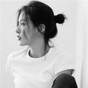 黑白微信头像女气质高清图片