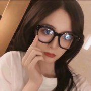 新潮时尚戴眼镜的女头气质