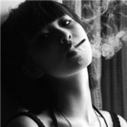 颓废女头像吸烟霸气好看图片