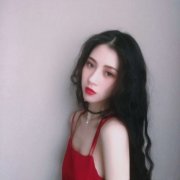 时尚红色系女头酷味图片