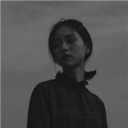 抖音头像女生黑白伤感高清图片