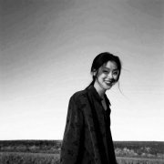 微信黑白唯美意境头像女生