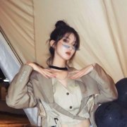微信女生真人头像冷酷帅气图片