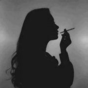 qq头像霸气女生高冷图片