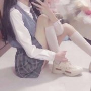 制服气质玩网部位女头像