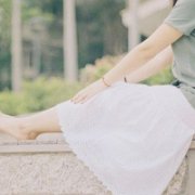 qq头像女生下半身裙子清新不露脸图片