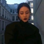 qq头像霸气侧漏女生真人图片