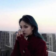 微信头像女生霸气冷酷真人图片