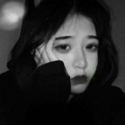 微信真人女生头像丧系黑白图片