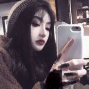 真人女生超酷微信头像图片