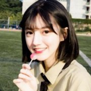 微信真人短发女头像高清图片