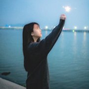 qq头像女生侧颜唯美清新高清图片