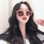 微信真人潮流女头像个性高清图片