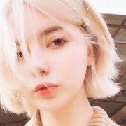 微信短发高冷女生头像图片