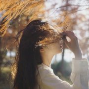 清新有意境唯美的女生头像图片