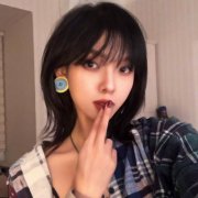 微信真人超酷女生头像图片