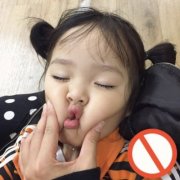权律二可爱微信头像图片