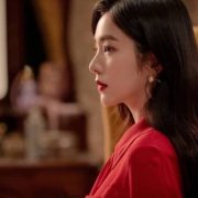 红色系女生霸气QQ头像图片