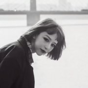微信高清头像女生高冷短发图片
