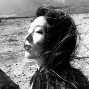 微信头像黑白女生版高清图片