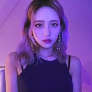 微信紫色霸气系女头图片