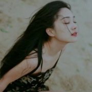 微信意境散发女生头像图片