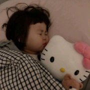 高清可爱萌娃睡觉图片头像