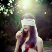 女生清新蒙眼丧气抑郁真