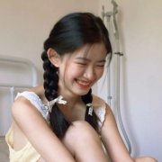 2025好看的女生微信头像图片