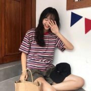 2025年微信女生头像小清新