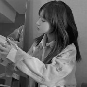 真人情头黑白一男一女 高清好看的情侣头像黑白一人一张图片