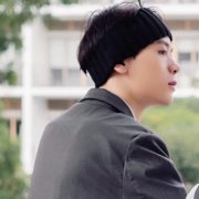 2025年最火一男一女情侣头像