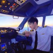 最好看的情侣头像一人一张