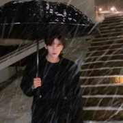 单人情侣头像一男一女分开