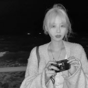 单人黑白小众真人情侣头像116张