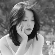 2025年一男一女黑白情侣头像