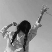 黑白头像情侣一人一张超火图片