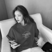 微信黑白头像高清女生个性图片