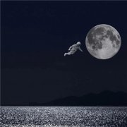 唯美好看的深色系背景图