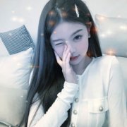 梦幻星空的女生头像 高