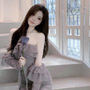 冷艳气质风女生头像 好