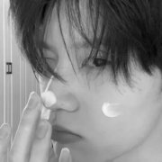 黑白头像情侣单人真人一男一女 恰到好处的喜欢最舒服