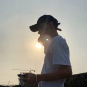 2025年微信情头真人新款图片