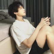 2025年新款帅气高清男生头像
