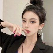 140张高质量好看的女生微信头像