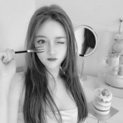 真人版黑白系闺蜜头像68张